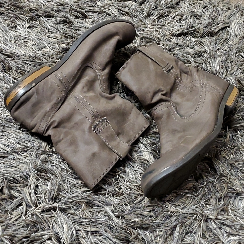 Women Boots